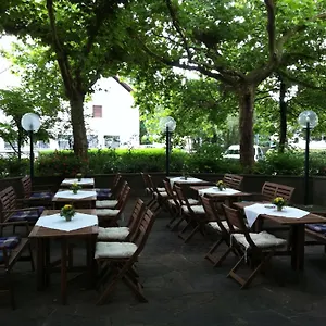 Stern Soller 3* Ismaning