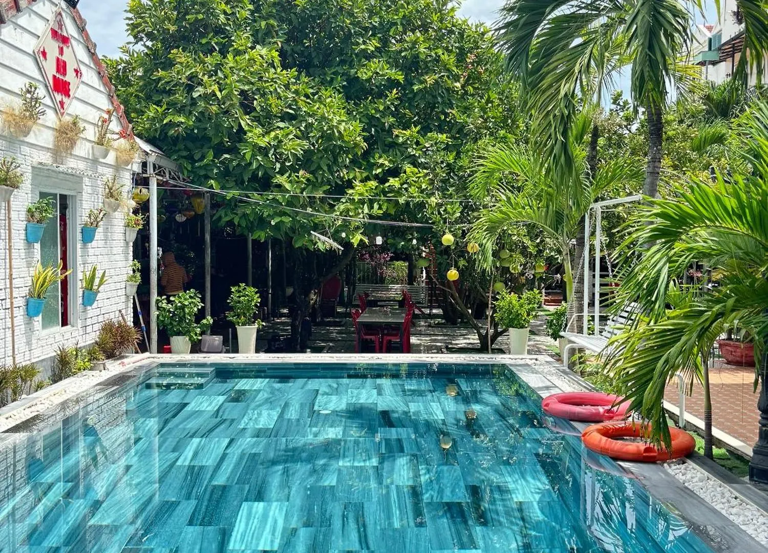 Red House Homestay - Villa Hoi An 2*,  Vietnam