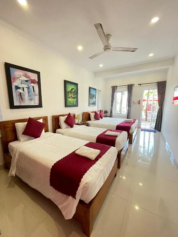 בית הארחה הוי אן Red House Homestay - Villa